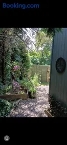 The Honeypot Shepherds Hut - Image 4