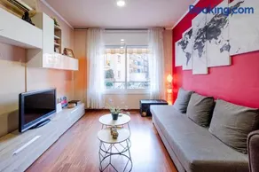 Three Bedroom Apartment in Sants - Image 2