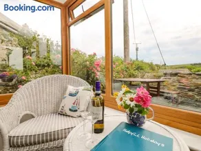 Uphill Cottage - Image 5