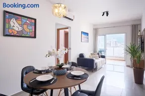 2 QUARTOS com Churrasqueira na Varanda, Piscina, Garagem interna, WiFi 500mbps, Ar Condicionado e Telas de Proteção - Image 3