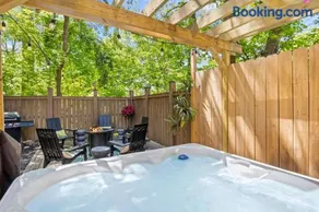 Hot Tub! Close to Cornell, Ithaca College, Commons! - Image 1