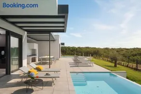 Design Villa Noble with Spa - Image 1