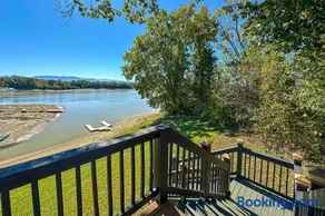 Serene Lakefront Home Dock Game room Fire Pit - Image 1