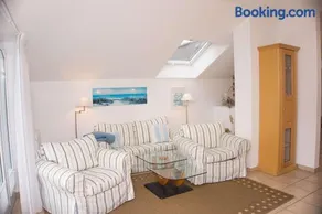 Balkon mit traumhaften Meerblick, gratis Nutzung vom AHOI Erlebnisbad und Sauna in Sellin Dünenhaus FeWo05 - Image 2
