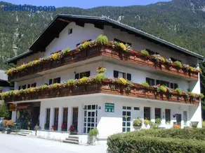 Haus Alpenrose Obertraun - Image 1