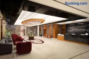 Ramada Hotel & Suites by Wyndham Erbil 32 Park - Image 3