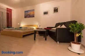 Flataid Apartment Elisabethinergasse - Image 1