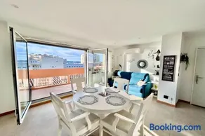 Appartement vue mer au cœur de St maxime - Image 1