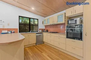 12 Naiad Court - Rainbow Shores - Image 4