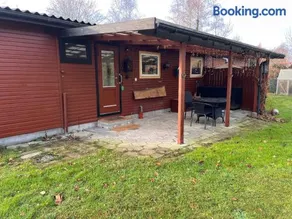 Charming Holiday Home In Peaceful Area - Image 1