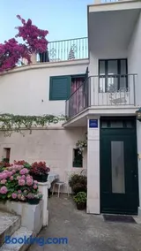 Studio apartment in Brist with Seaview, Balcony, Air condition, WIFI (4333-2) - Image 1