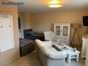 Haus Benz für 8 Personen - 4 Zimmer m. Dusche Vollausstattung 1km v. Wittenberge Baustelle A14 Parkplätze Grill Gemeinschaftsküche - Image 1