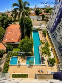 Apto premium 2Q no The Expression | Setor Bueno c/ piscina, Wi-Fi e garagem - Image 4
