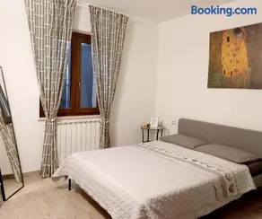 Rose House Rent Osimo - Image 2