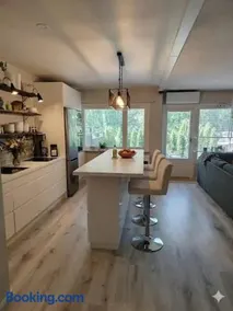 Modern and cozy end of terrace house with sauna and terrace - Image 2