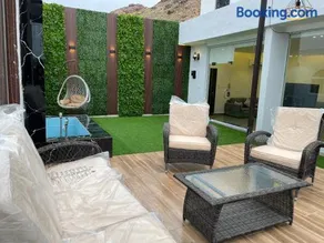 Luxury OVO Roof Villa - Image 1