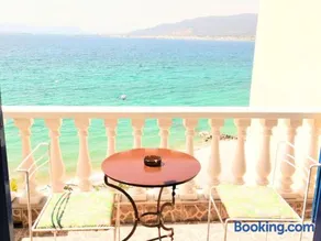 Kalamata beach retreat - Image 1