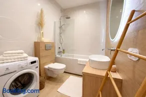 BONA Apartment - Image 2