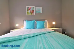 Signature - Carnbroe House - Image 2