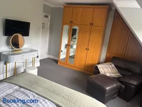Ivy Guesthouse - Image 2