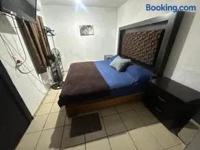 Habitación con sanitario privado cerca del aeropuerto - Image 5