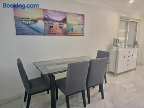 Convenient New Private granny flat - Image 3