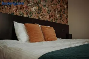 Boutique Hotel De Oude Veste - Image 2