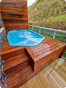 Apartamento com vista para piscina com hidromassagem e aquecedor - Image 1