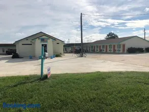 Budget Inn - Image 5