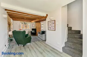 Malvern House - Image 1