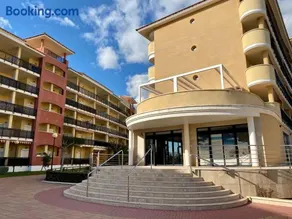 Urbanización Mar de Canet, 2 dormitorios con piscina comunitaria, garaje y wifi - Image 5