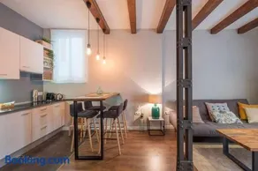 Parking Free - Cathedral Area Apartment - Image 1