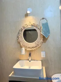 Olum Beach Loft - Image 4