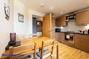 Jacobs Apartment Edinburgh - Image 4