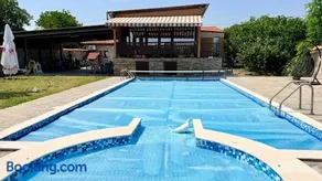 Divna Pool&Garden - Image 1