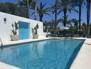 VILLA ENRI · 4BR Villa & Optional 2BR Guest House - Image 5