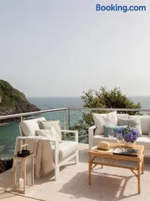 Wishome-Una espectacular villa privada sobre el mar para seguir saboreando el verano - Image 1