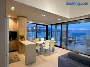 Best View Apartment - Image 1