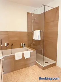Alb-Suite Family Friendly Premium 2BR Apartment - Image 3