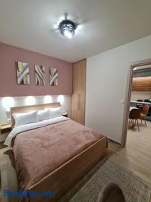 Zigos Apartments - Image 1