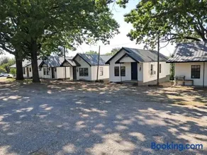 Cookson Resort - Tenkiller Cabin - Image 4