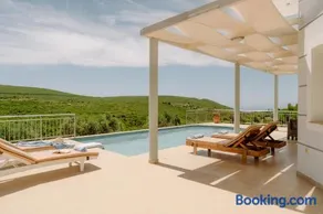 Villa Guesto with Private Pool by MindYourVilla - Image 4