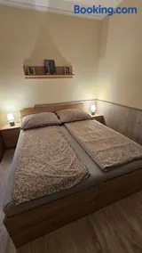 Lotti City Apartman - Image 4