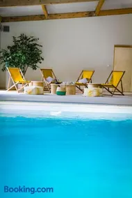 L'Escapade d'Acquigny, Piscine, Foot Five, Salle de sport, BabyFoot - Image 2