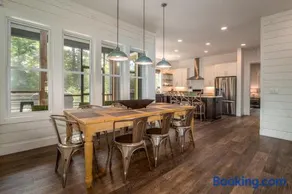 Chestnut Cottage Sutton Knob · Chestnut Cottage Luxury W/ Firepl - Image 2