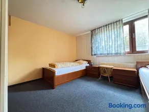 Midway Weser Hotel Nienburg - Image 2