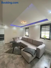 Casa Antic Große Moderne 75qm Wohnung Direkt im Zentrum WLAN Ist Kostenlos 1-6 Personen - Image 2