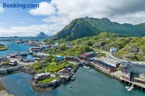 Lofoten Finnvika Lodges - Image 1