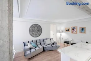 Apartamento Zurriola Luxury - Surf Beach con aire acondicionado - Image 2