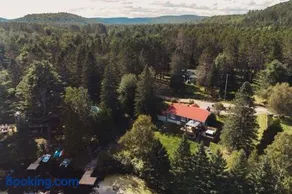 Magnifique chalet au bord du lac avec Spa - Image 2